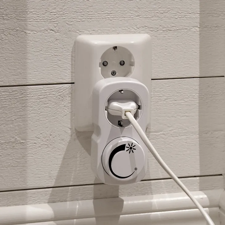 LED-dimmer till vägguttaget