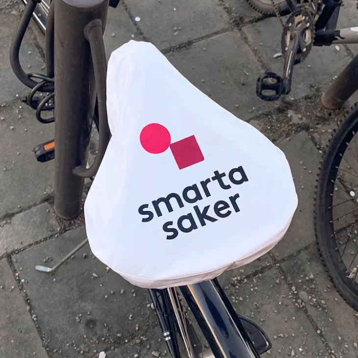 Regnskydd till cykelsadel