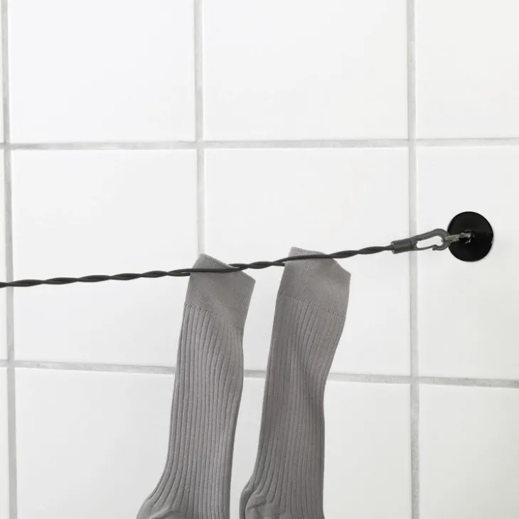 Resetvättlina med sugproppar
