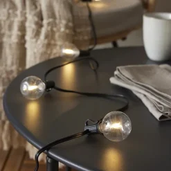 Solcellsljusslinga med hängande små glödlampor