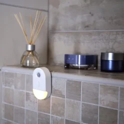 Toalettlampa med sensor