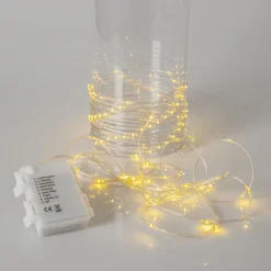 Transparent ljusslinga ute och inne