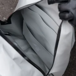 Vattentät ryggsäck med belysning, 30 liter